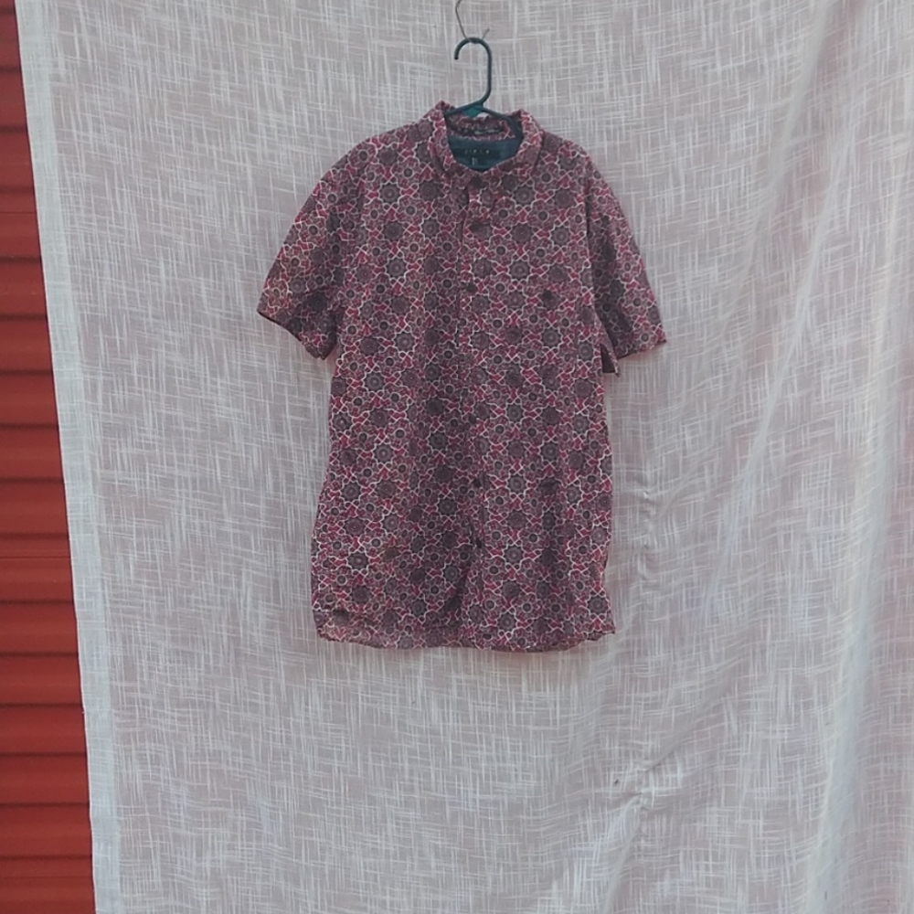 Men's shirt